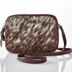 Mark and Graham The Essential Crossbody